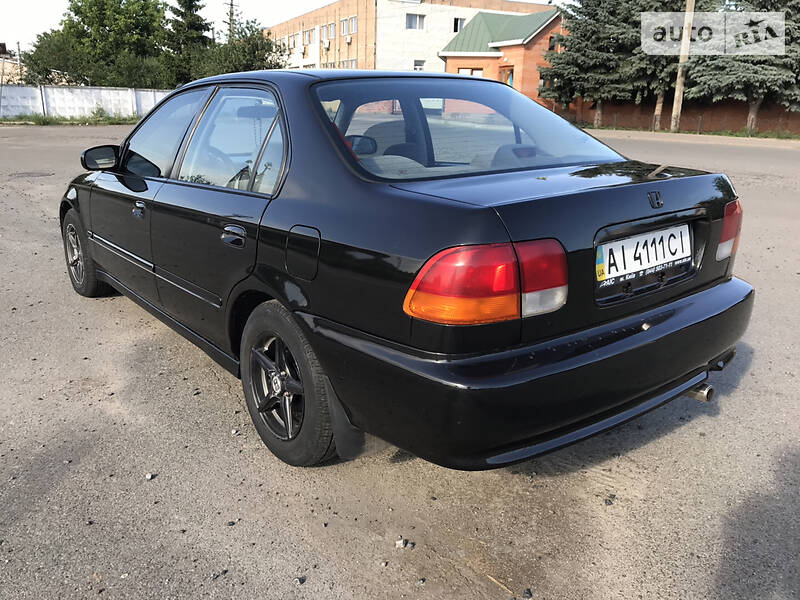 Седан Honda Civic 2000 в Києві