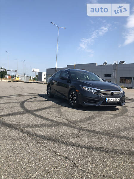 Седан Honda Civic 2016 в Києві