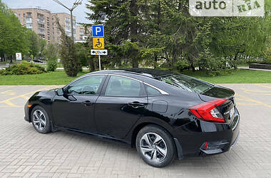 Седан Honda Civic 2019 в Ровно