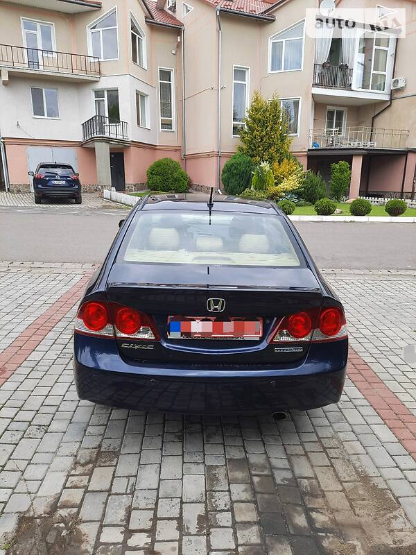 Седан Honda Civic 2008 в Луцке