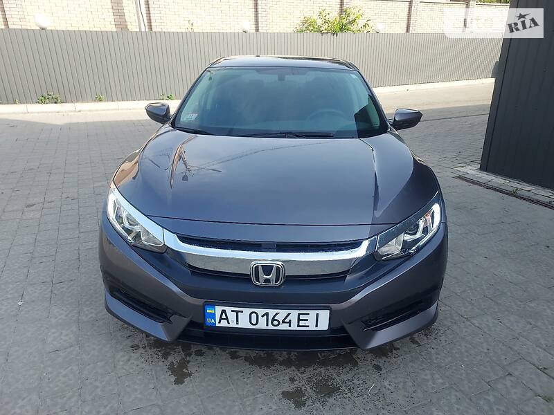 Седан Honda Civic 2018 в Івано-Франківську
