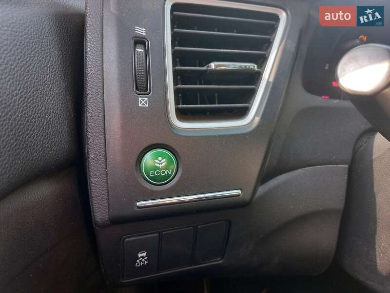 Седан Honda Civic 2015 в Николаеве