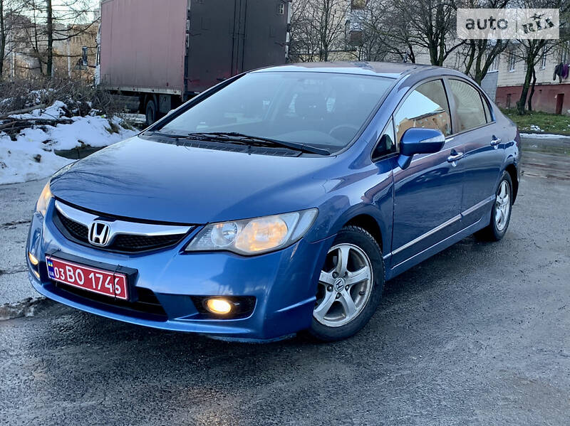 Седан Honda Civic 2009 в Тернополе