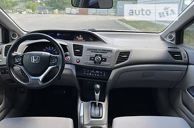 Седан Honda Civic 2013 в Днепре