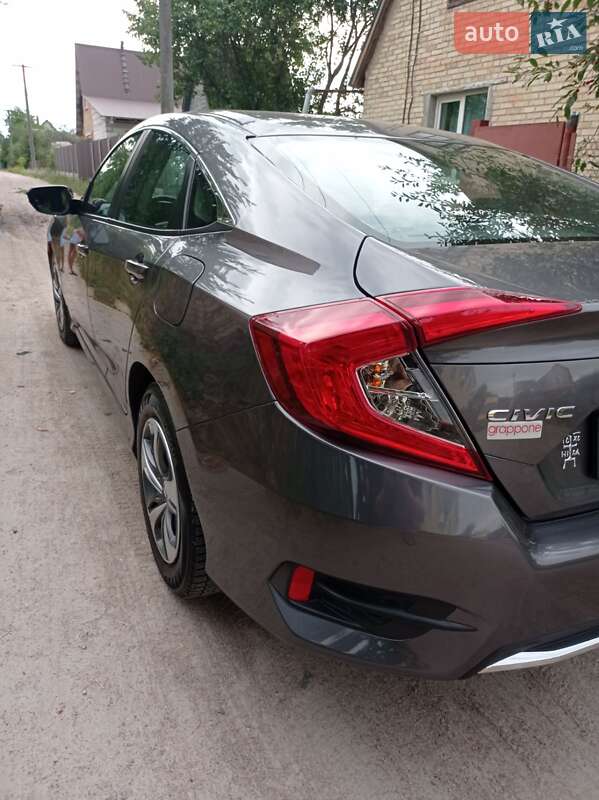 Седан Honda Civic 2019 в Фастове