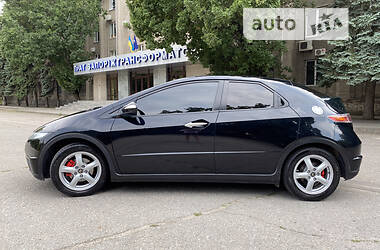 Хэтчбек Honda Civic 2008 в Запорожье