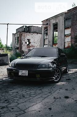 Седан Honda Civic 1998 в Ивано-Франковске