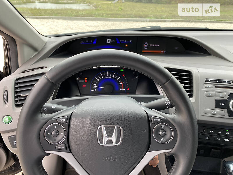 Седан Honda Civic 2012 в Днепре