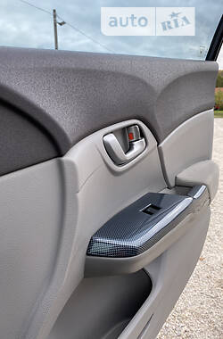 Седан Honda Civic 2012 в 