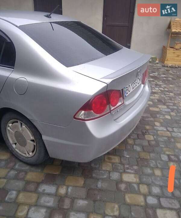 Седан Honda Civic 2008 в Шумске