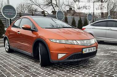 Хэтчбек Honda Civic 2008 в Харькове