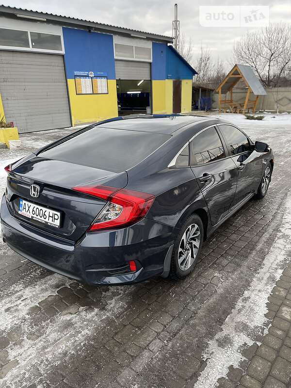 Седан Honda Civic 2016 в Харькове