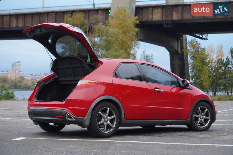 Хэтчбек Honda Civic 2008 в Николаеве