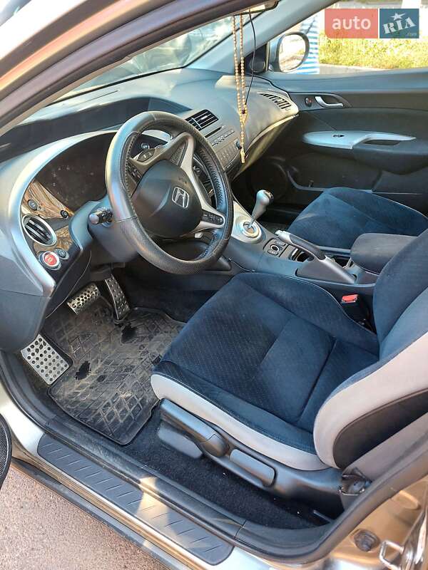 Хетчбек Honda Civic 2008 в Харкові фото 7 Хетчбек Honda Civic 2008 в Харкові