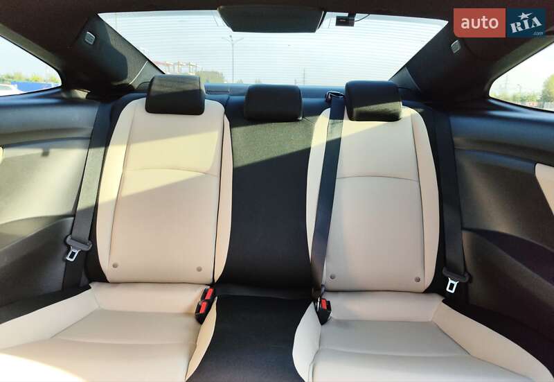Купе Honda Civic 2016 в Киеве