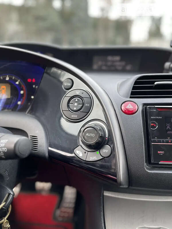 Хэтчбек Honda Civic 2007 в Стрые фото 13 Хэтчбек Honda Civic 2007 в Стрые