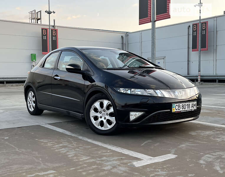 Хэтчбек Honda Civic 2008 в 