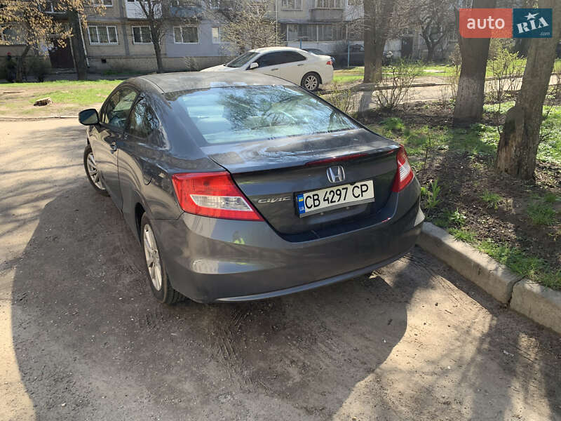 Купе Honda Civic 2012 в Киеве