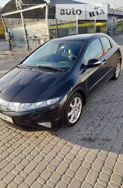 Хэтчбек Honda Civic 2008 в Киеве