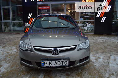 Седан Honda Civic 2008 в Львове
