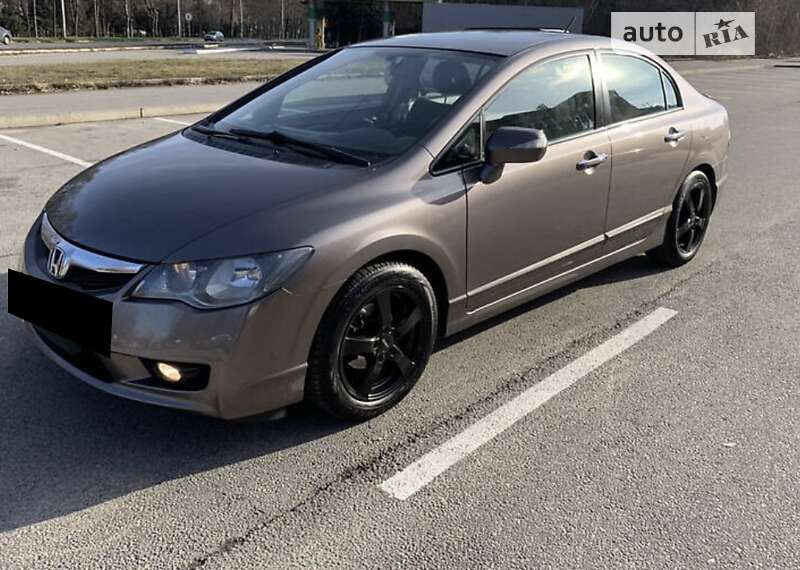 Седан Honda Civic 2009 в Светловодске