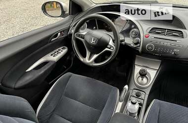 Хэтчбек Honda Civic 2006 в Иршаве