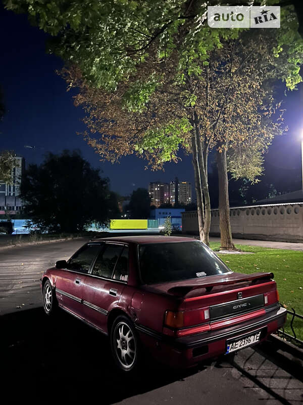 Седан Honda Civic 1989 в Днепре