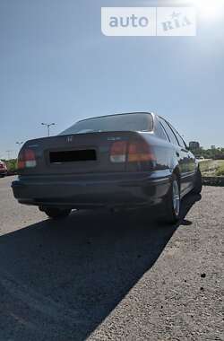 Седан Honda Civic 1998 в Львове