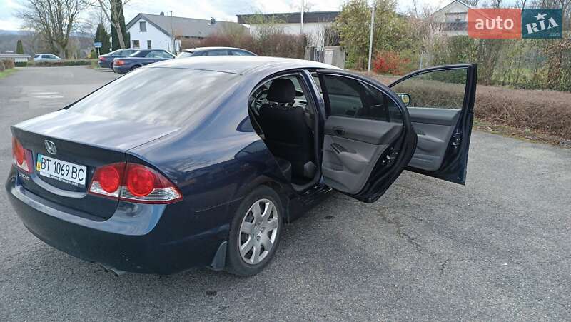 Седан Honda Civic 2008 в Херсоне