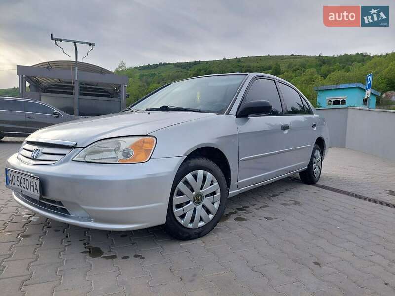 Седан Honda Civic 2001 в Воловцю