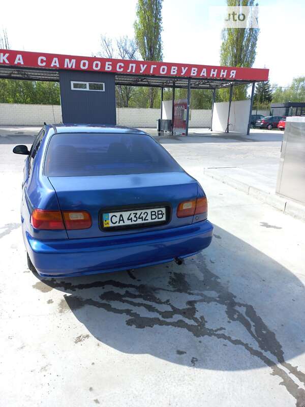Седан Honda Civic 1992 в Черкассах