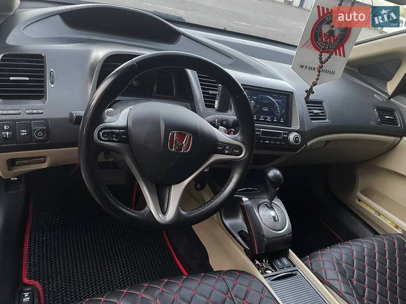 Седан Honda Civic 2007 в Кривому Розі