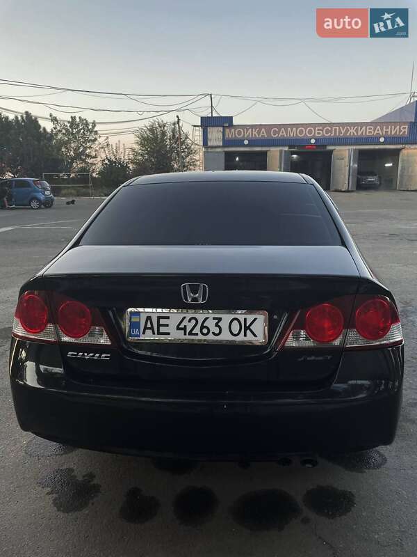 Седан Honda Civic 2007 в Кривому Розі
