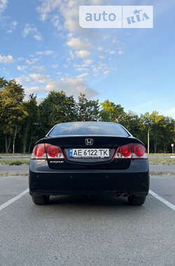 Седан Honda Civic 2008 в Днепре