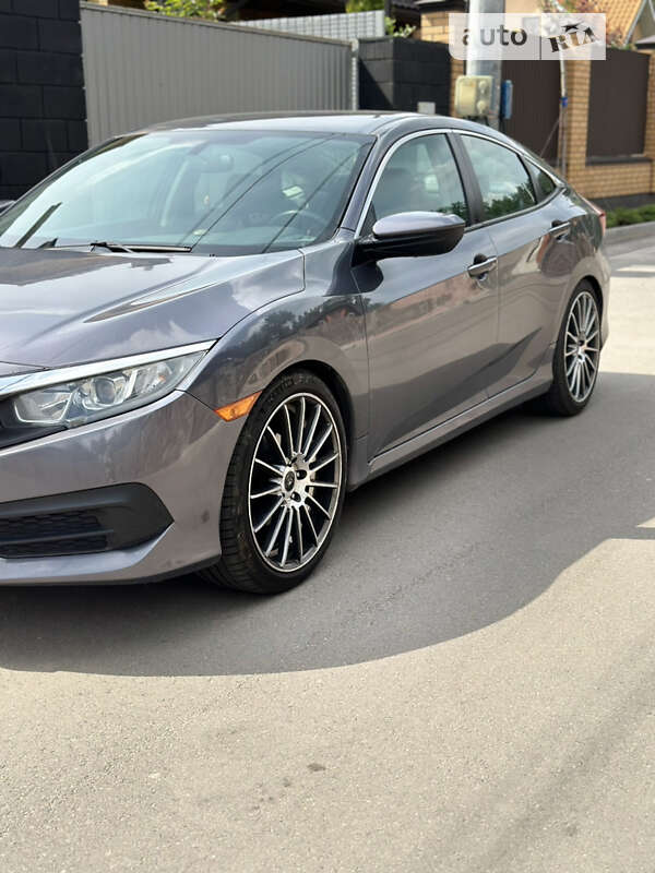 Седан Honda Civic 2016 в Києві
