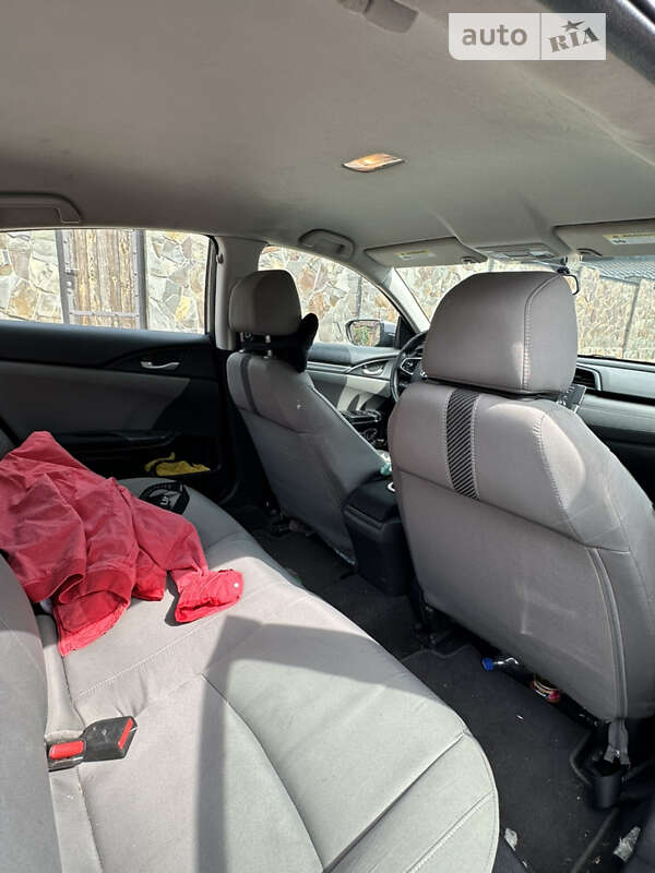 Седан Honda Civic 2016 в Києві