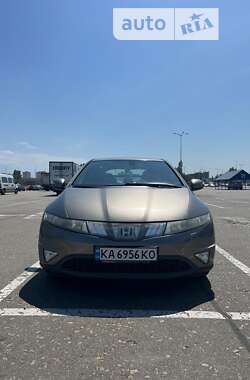 Хэтчбек Honda Civic 2008 в Киеве