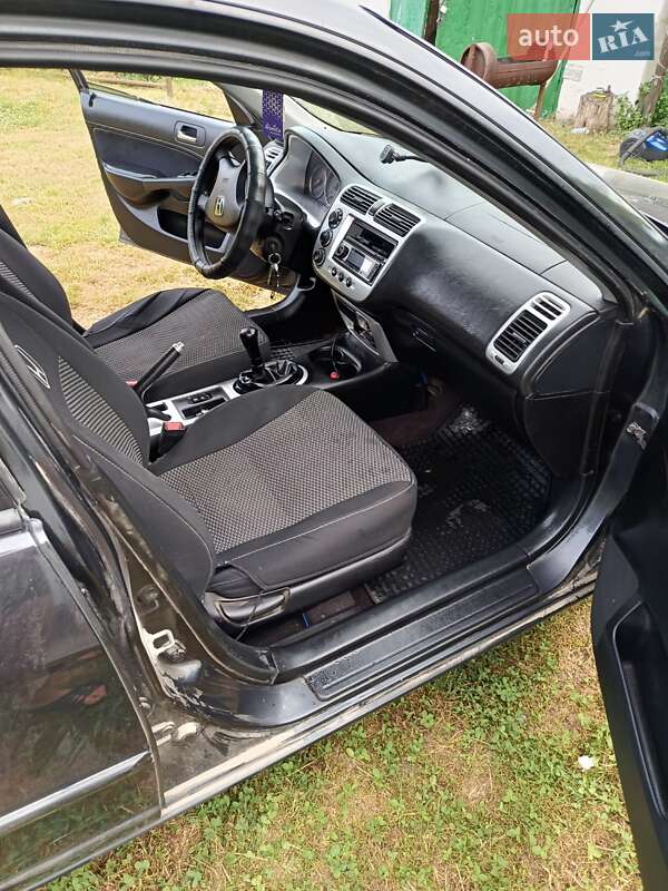 Седан Honda Civic 2003 в Кагарлыке