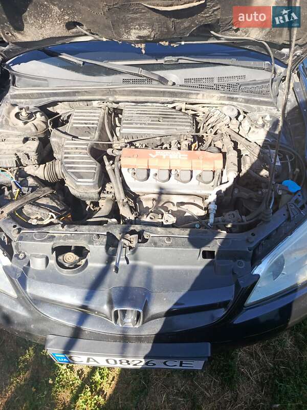 Седан Honda Civic 2003 в Кагарлыке