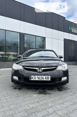 Седан Honda Civic 2007 в Киеве