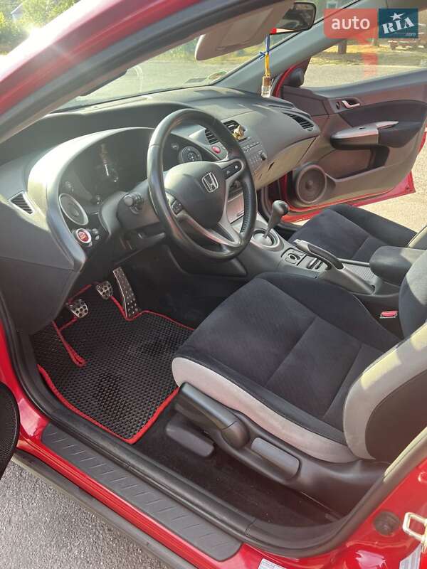 Хэтчбек Honda Civic 2007 в Ахтырке фото 4 Хэтчбек Honda Civic 2007 в Ахтырке