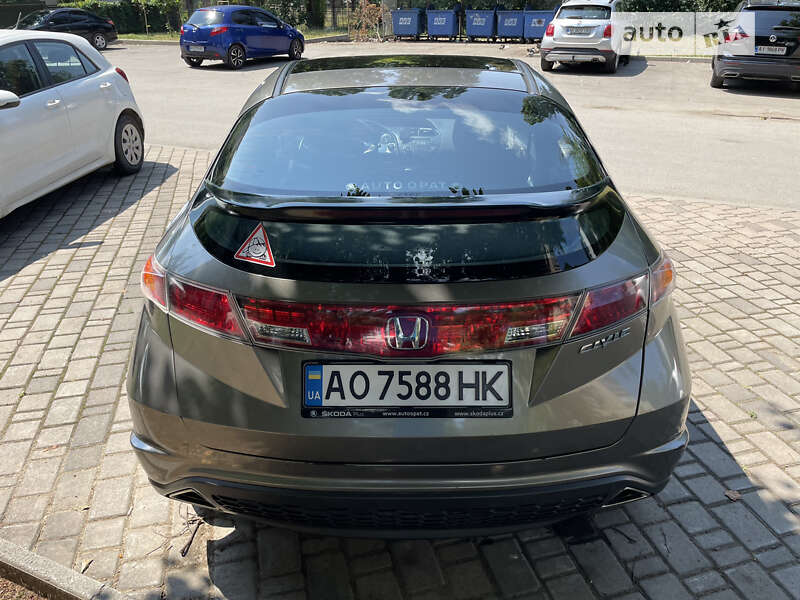 Хетчбек Honda Civic 2007 в Ужгороді