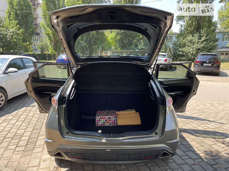 Хетчбек Honda Civic 2007 в Ужгороді