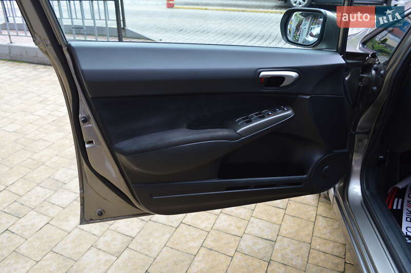 Седан Honda Civic 2008 в Львове фото 10 Седан Honda Civic 2008 в Львове
