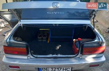 Седан Honda Civic 1990 в 