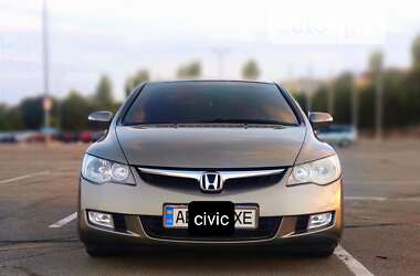 Седан Honda Civic 2007 в Днепре