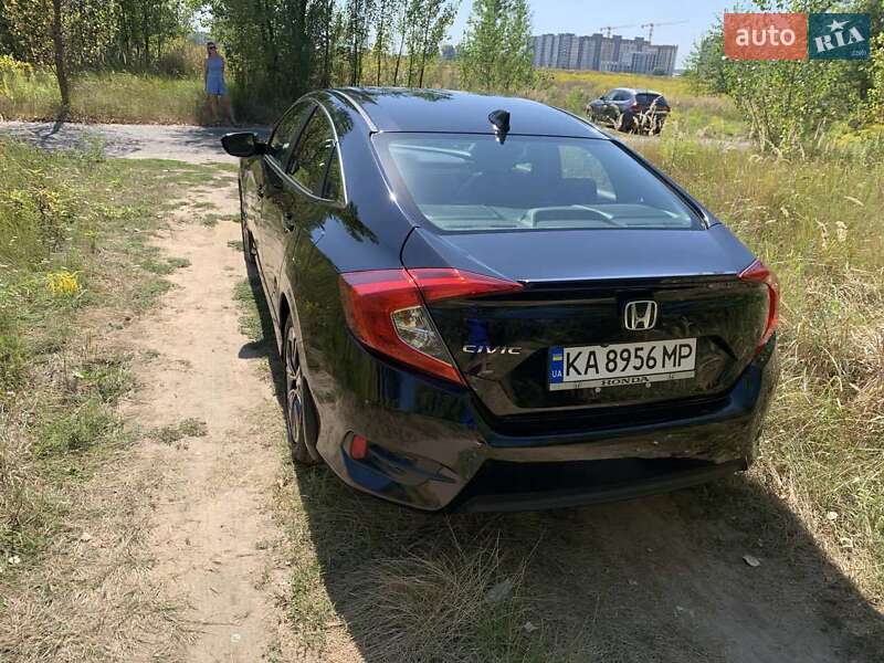 Седан Honda Civic 2018 в Києві фото 26 Седан Honda Civic 2018 в Києві