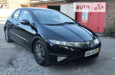 Хэтчбек Honda Civic 2006 в Тернополе