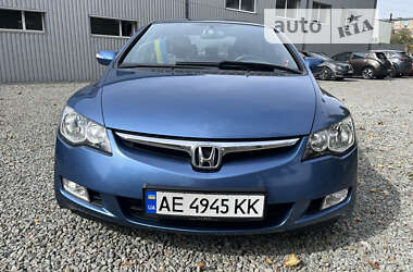 Седан Honda Civic 2007 в Днепре