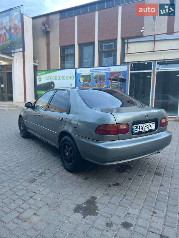 Седан Honda Civic 1992 в Татарбунарах